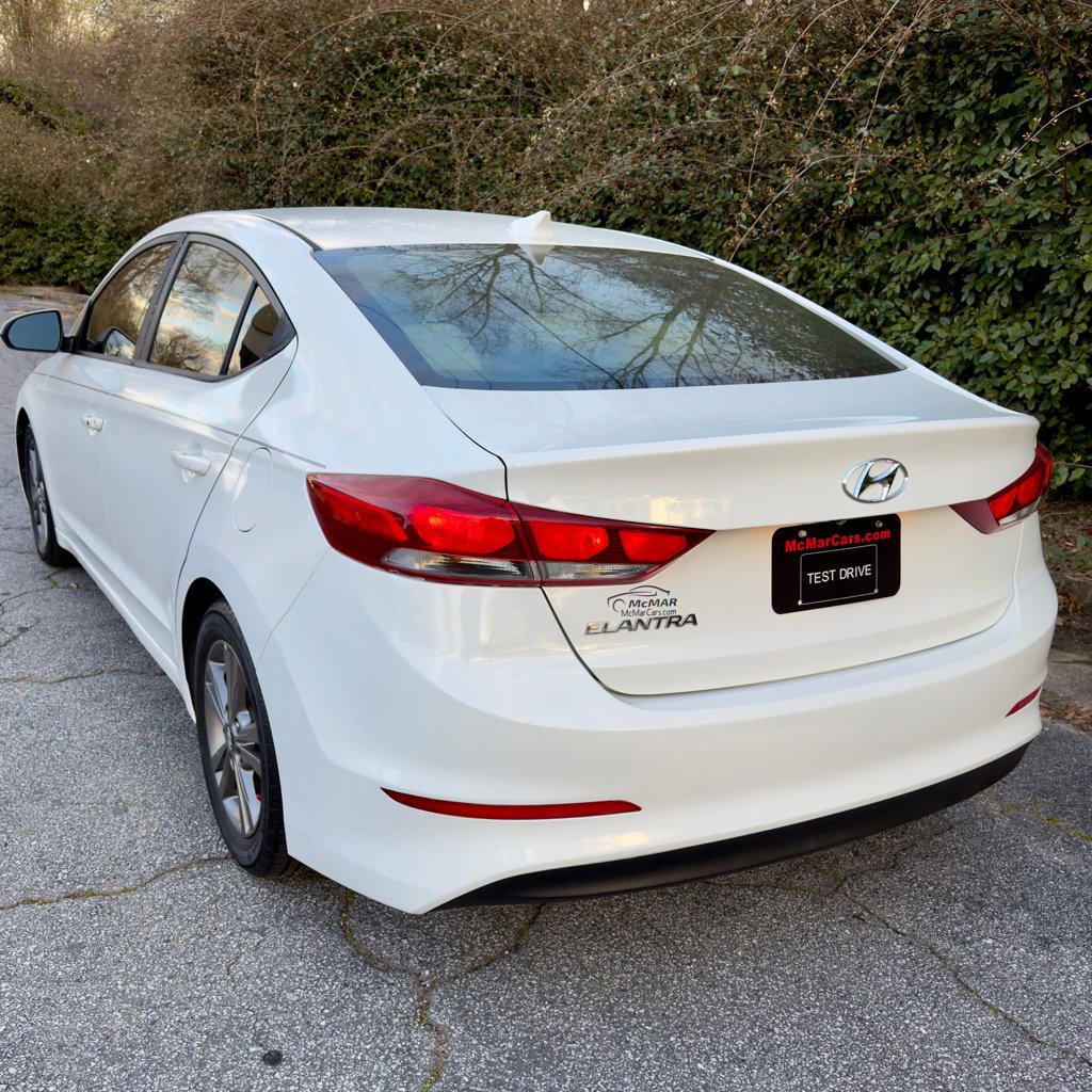 Used 2017 Hyundai Elantra SE w/ SE A/T Tech Package 03 image 4