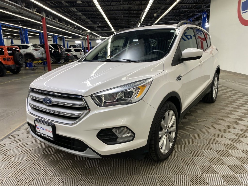 Used 2019 Ford Escape SEL image 3
