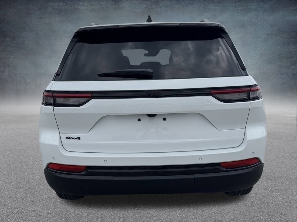 New 2025 Jeep Grand Cherokee Altitude image 6