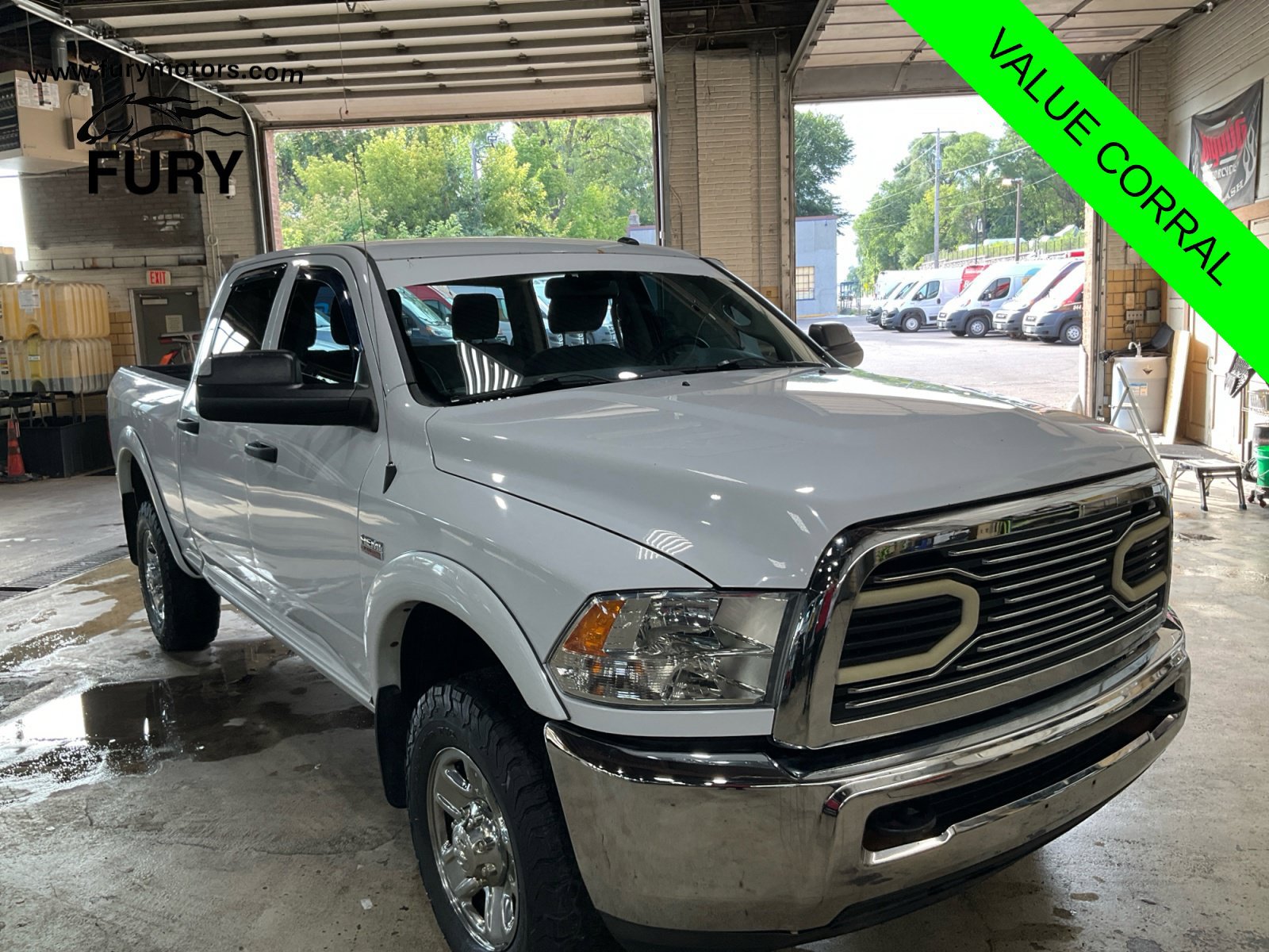 Used 2015 RAM 2500 Tradesman w/ Chrome Appearance Group AWD/4WD image 30
