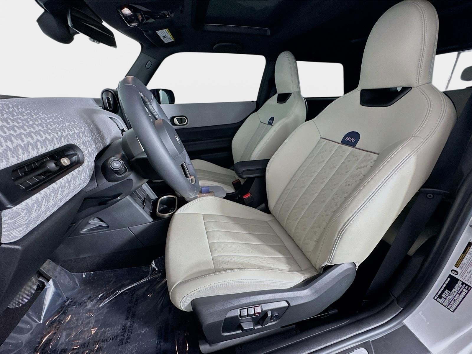 Used 2025 MINI Cooper S FWD image 10