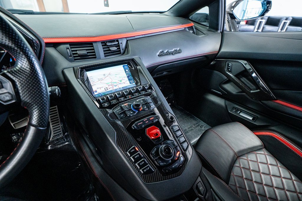 Used 2017 Lamborghini Aventador S image 49