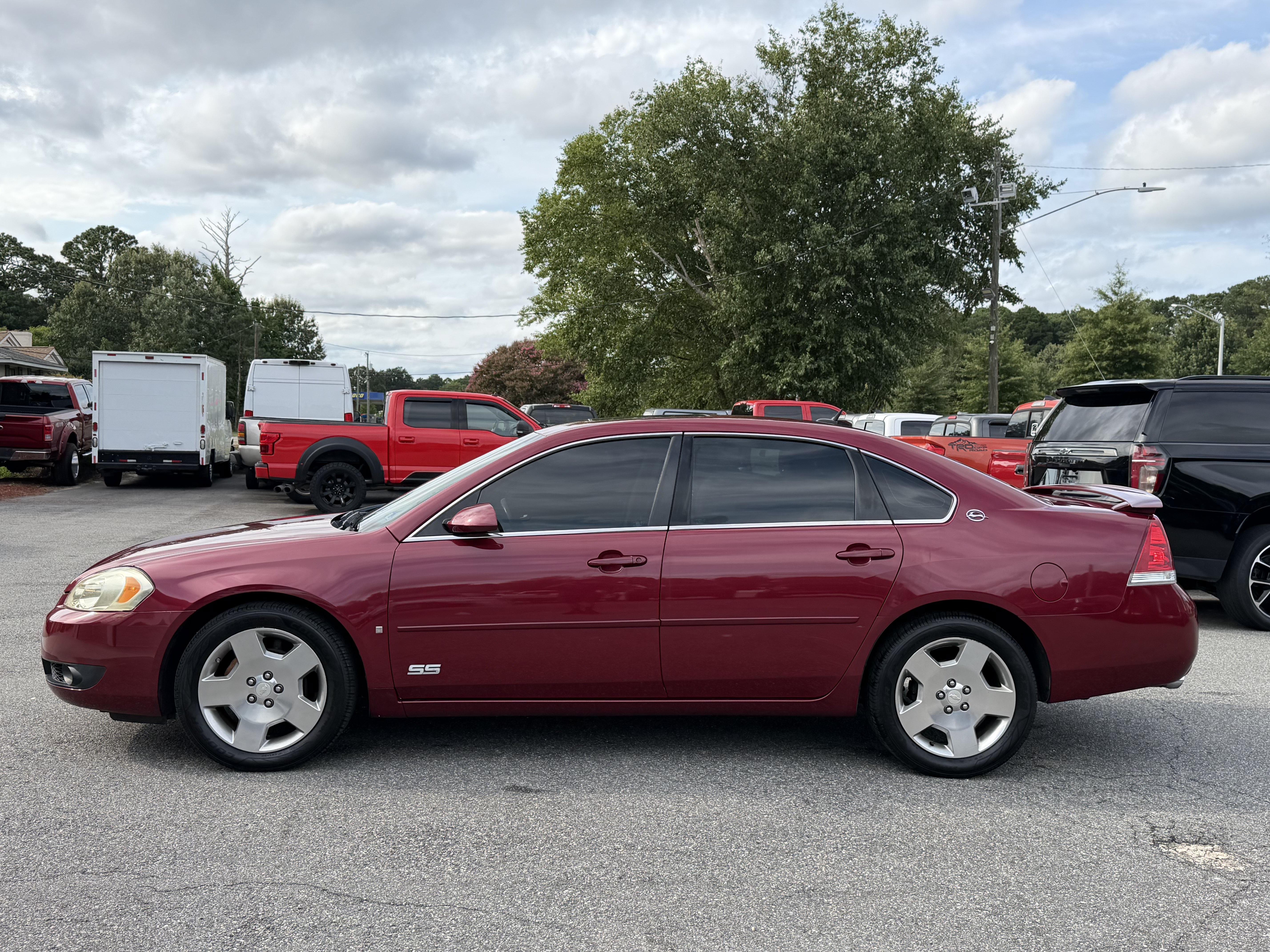 Used 2006 Chevrolet Impala SS w/ Convenience Package FWD image 9