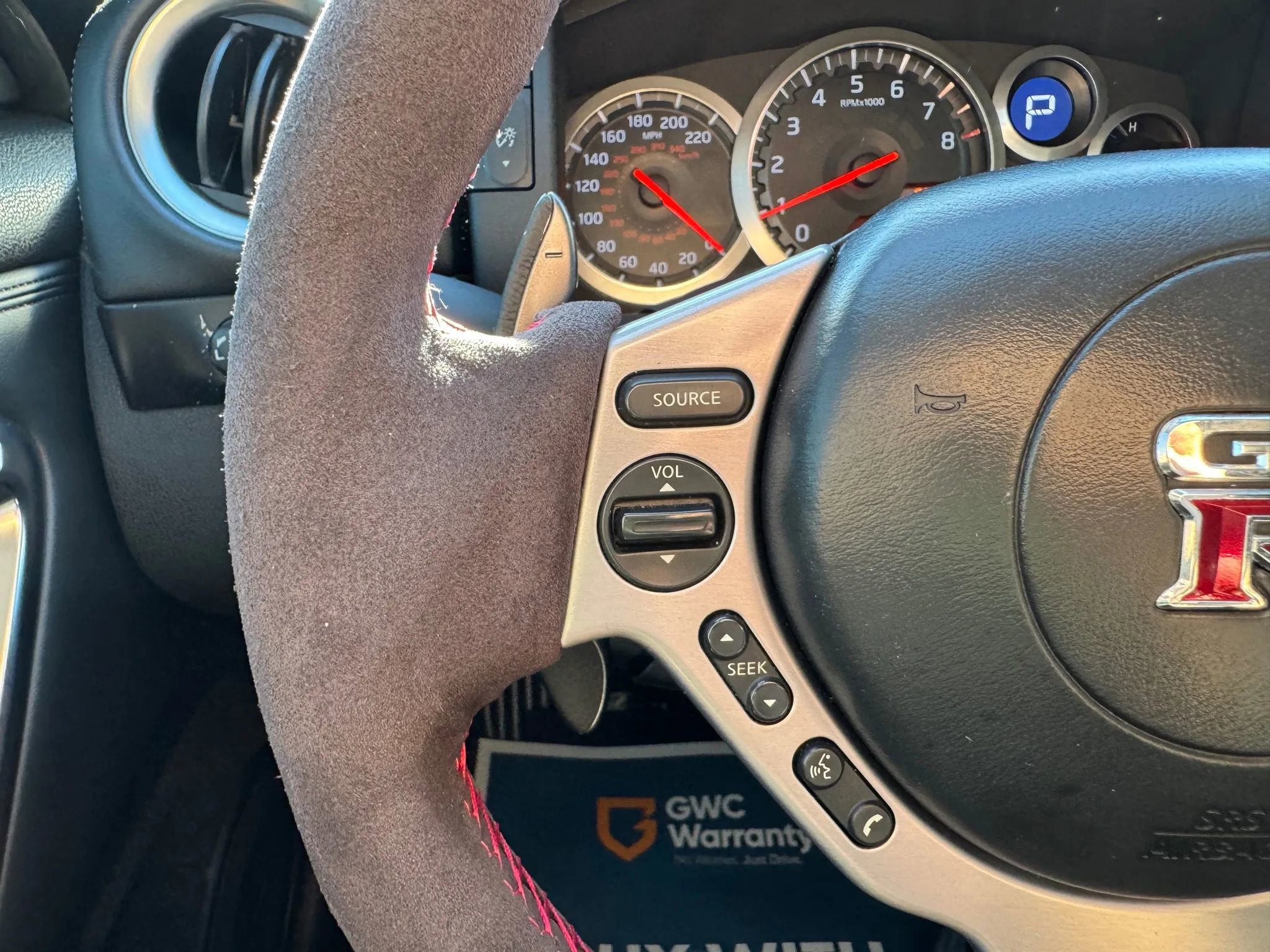 Used 2010 Nissan GT-R Premium image 26