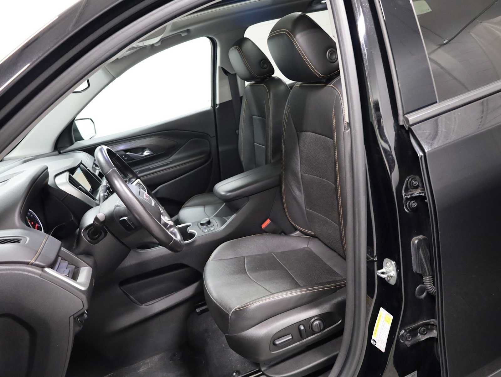 Used 2021 GMC Terrain SLT w/ Infotainment Package II AWD/4WD image 5