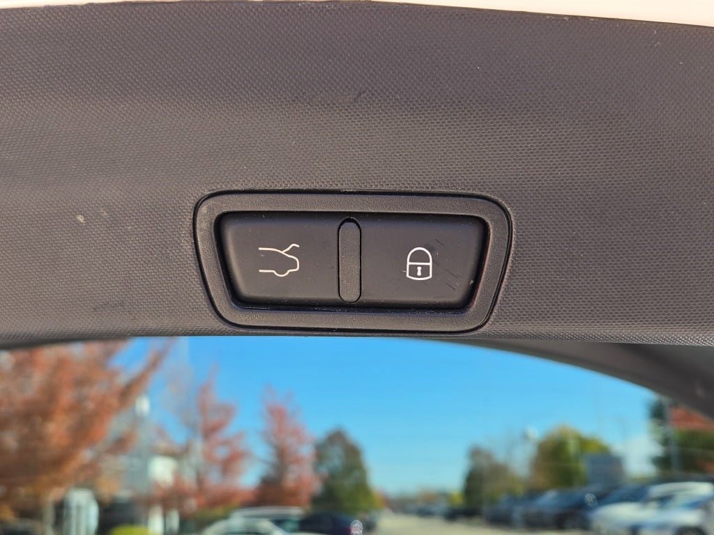 Used 2022 Alfa Romeo Stelvio Sprint image 16