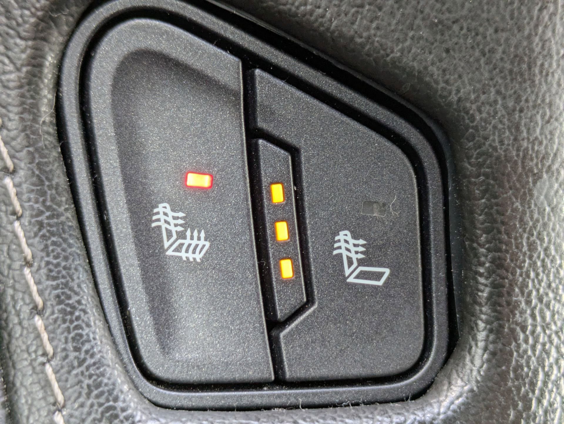 Used 2019 Chevrolet Tahoe LT image 28