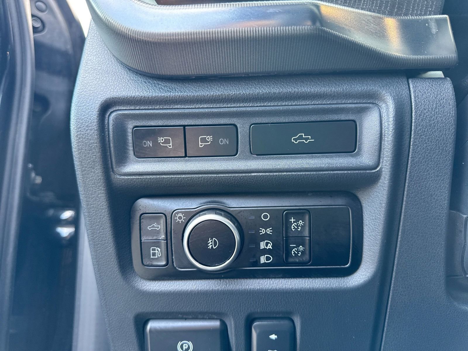 Used 2023 Ford F150 Platinum w/ Max Trailer Tow Package AWD/4WD image 32