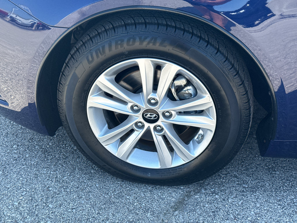 Used 2011 Hyundai Sonata GLS w/ Popular Equipment Pkg 2 FWD image 8