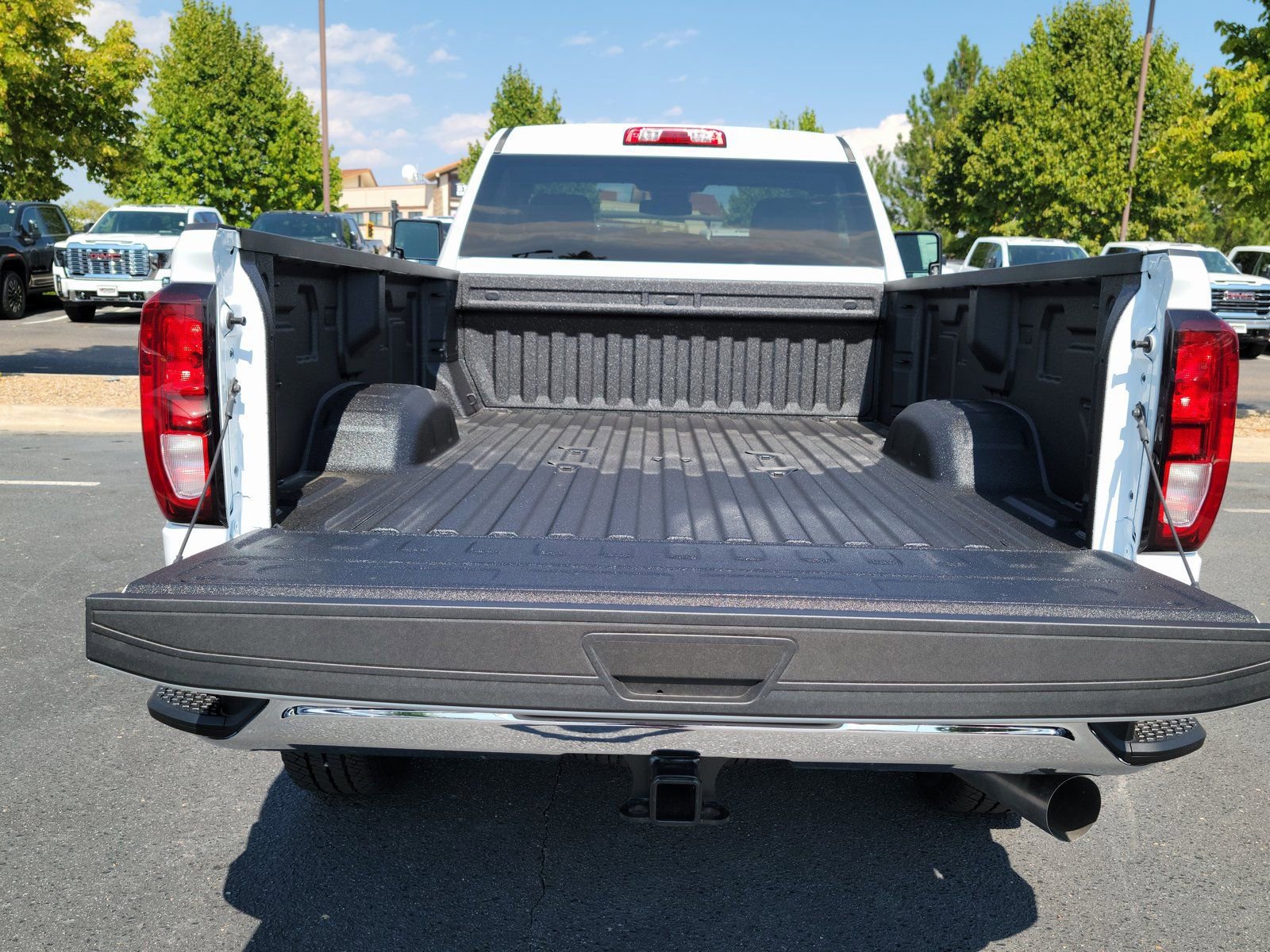 New 2026 GMC Sierra 2500 Pro w/ Max Trailering Package image 10