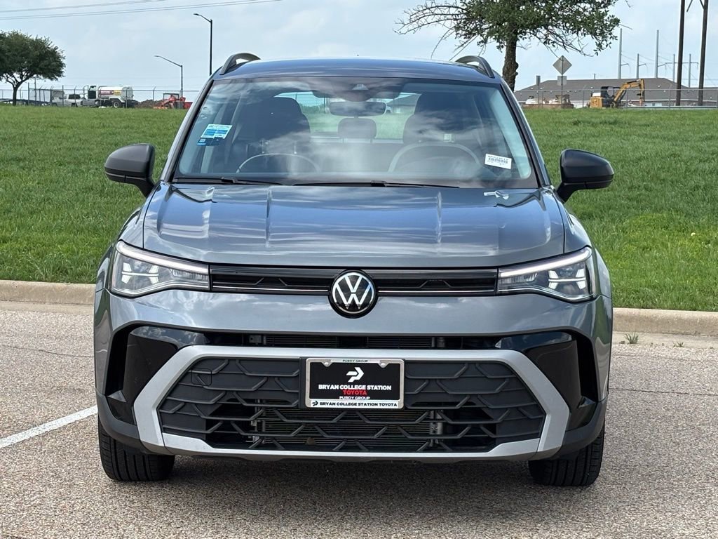 Used 2025 Volkswagen Taos S FWD image 3