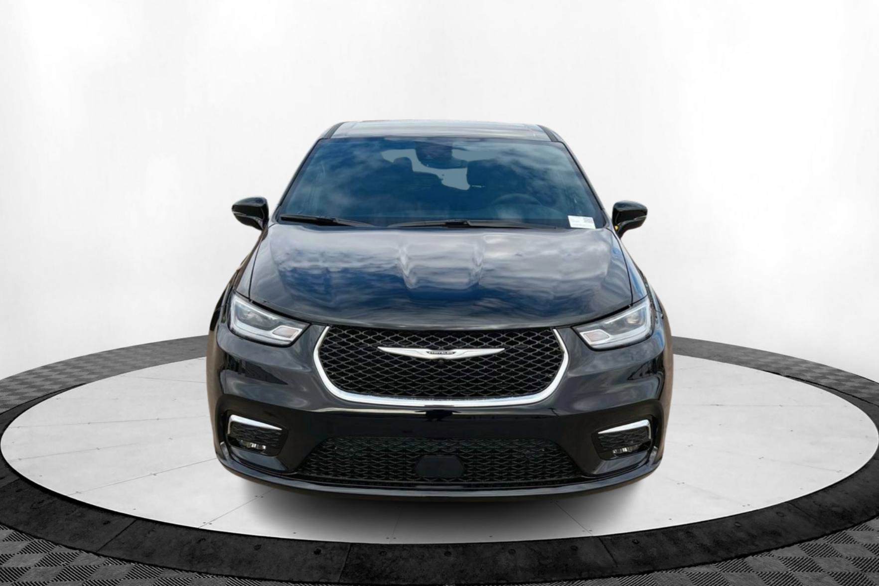 New 2026 Chrysler Pacifica Select FWD image 8