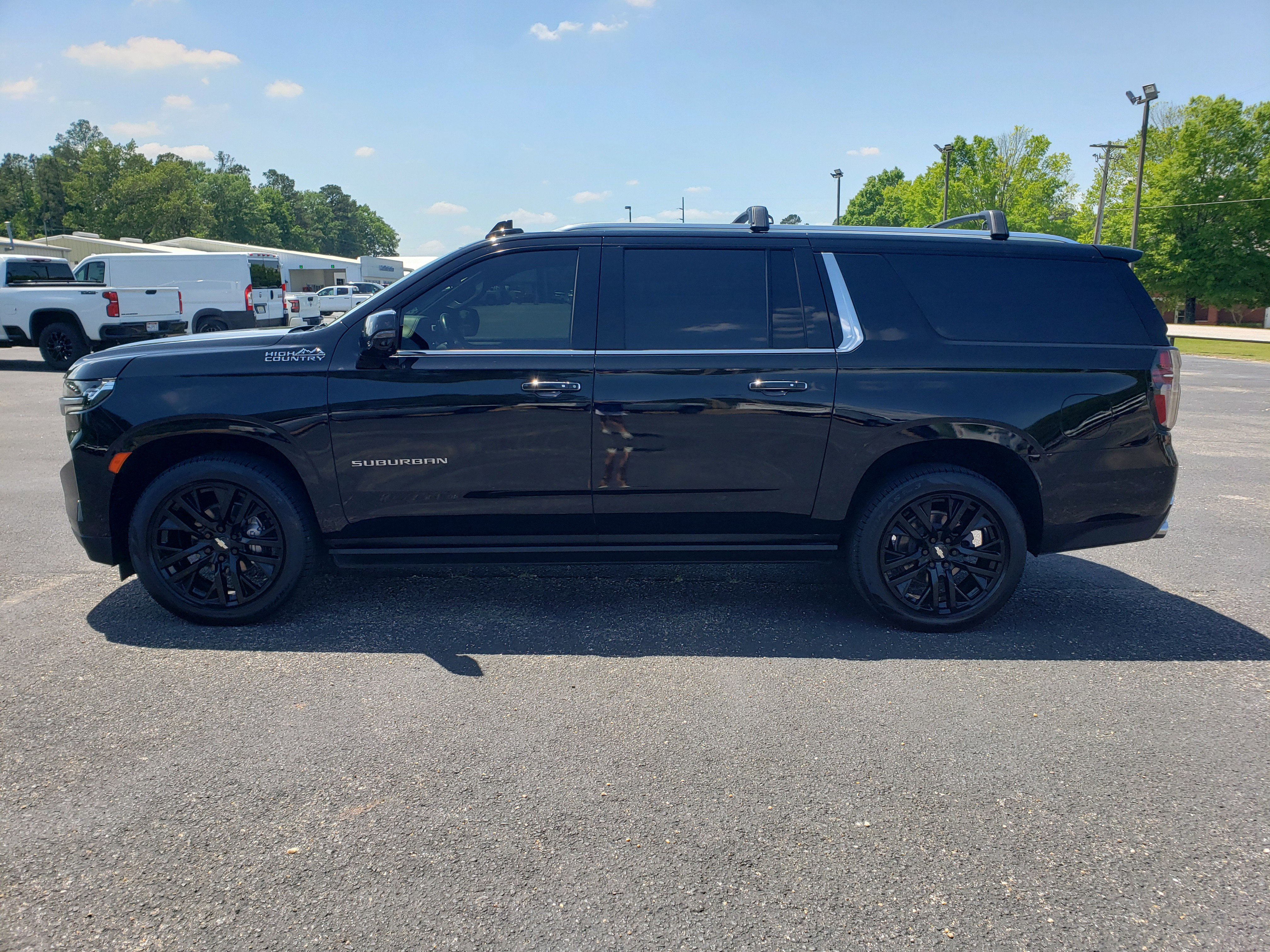 Used 2021 Chevrolet Suburban High Country image 6