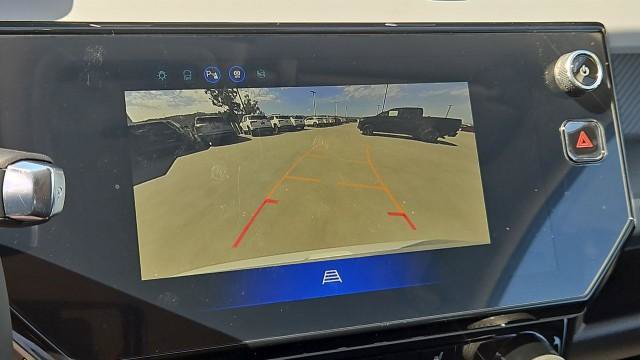 New 2027 Chevrolet Bolt LT w/ Comfort Package FWD image 15