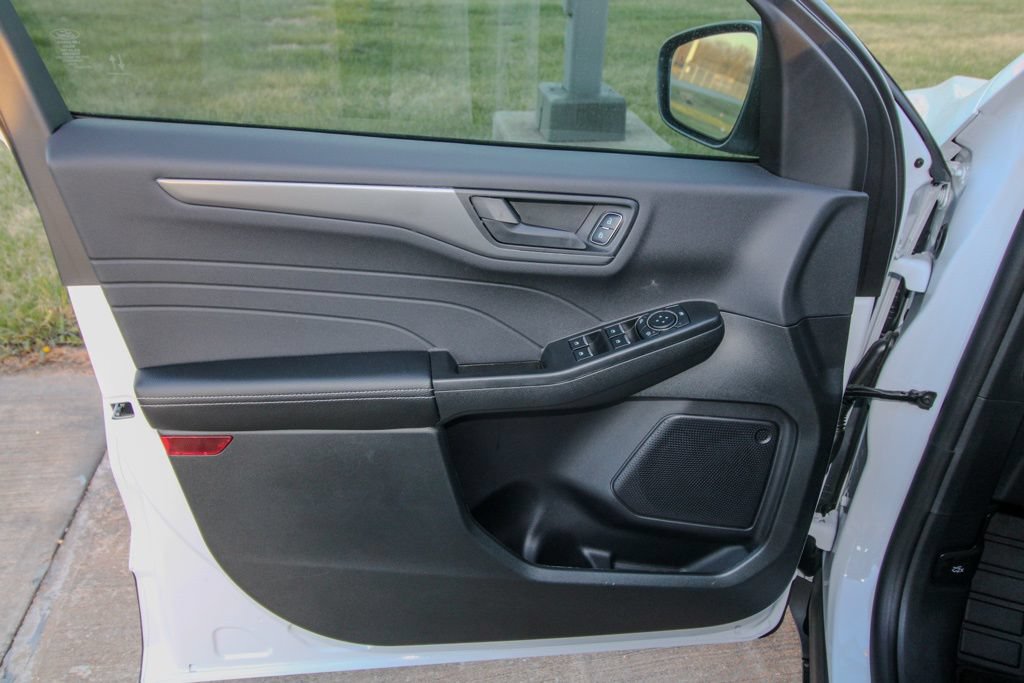 New 2026 Ford Escape Active w/ Tech Pack #1 FWD image 11