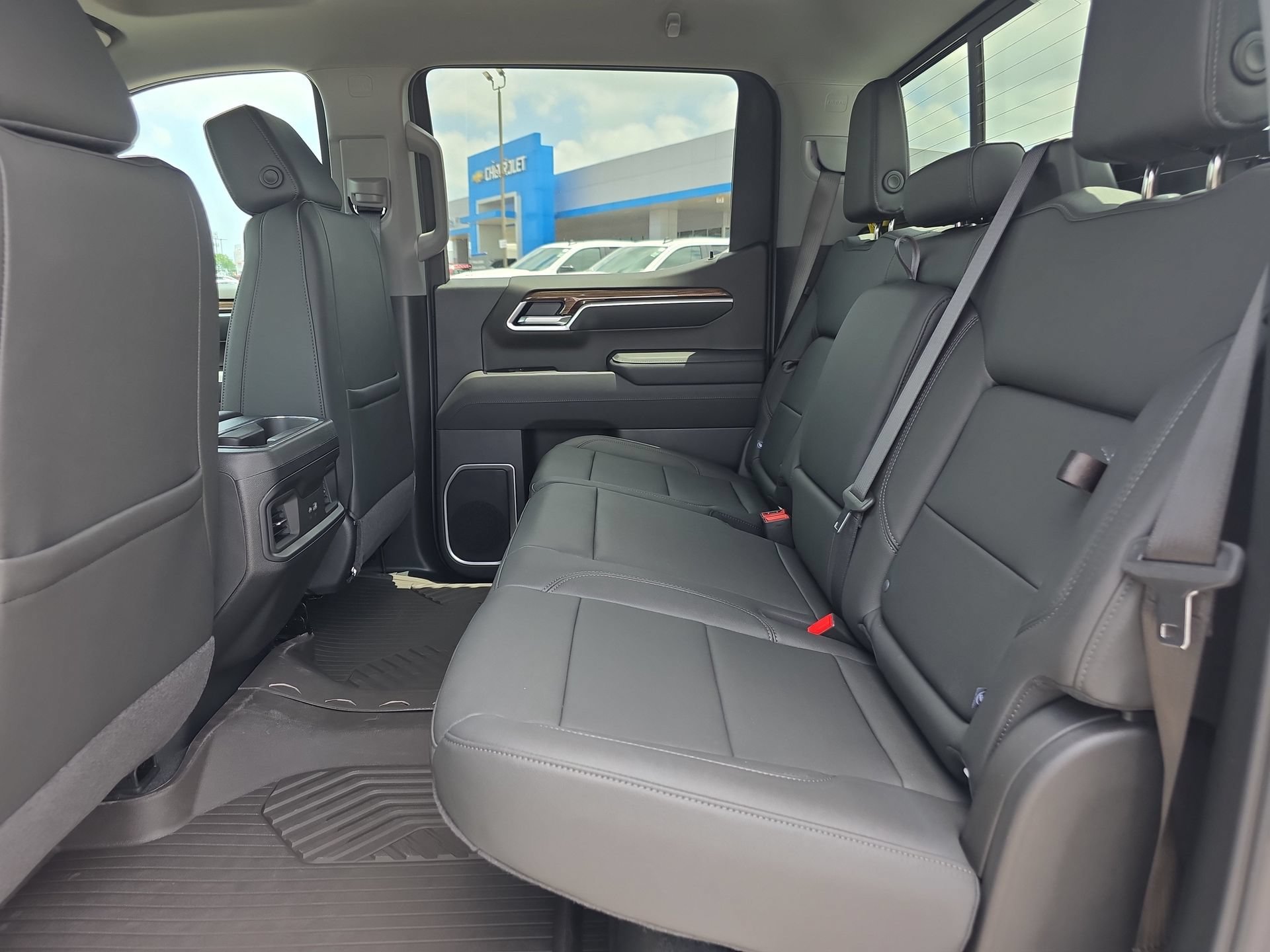 New 2026 Chevrolet Silverado 1500 RST w/ Convenience Package II AWD/4WD image 11