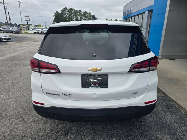 Used 2024 Chevrolet Equinox LS w/ LS Convenience Package AWD/4WD image 4