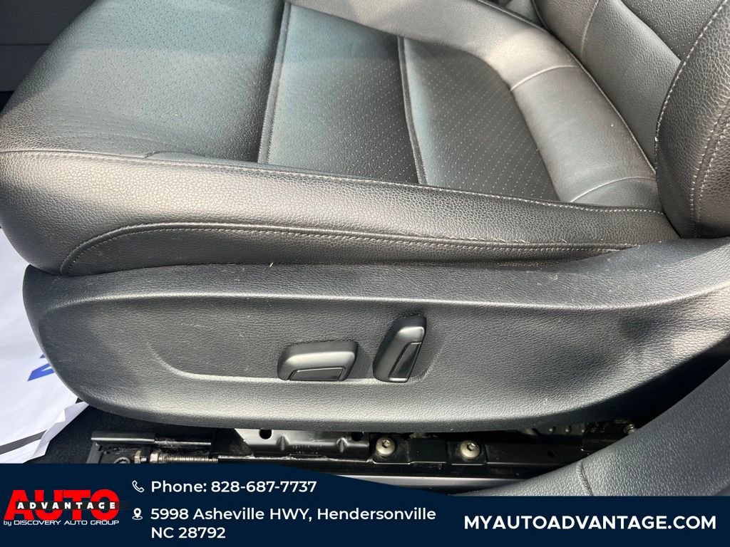 Used 2017 Volkswagen Jetta SEL image 26