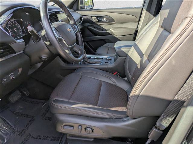 Used 2022 Chevrolet Traverse High Country image 16