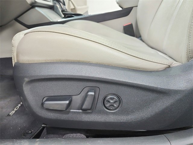 Used 2016 Hyundai Sonata Limited w/ Option Group 04 image 19