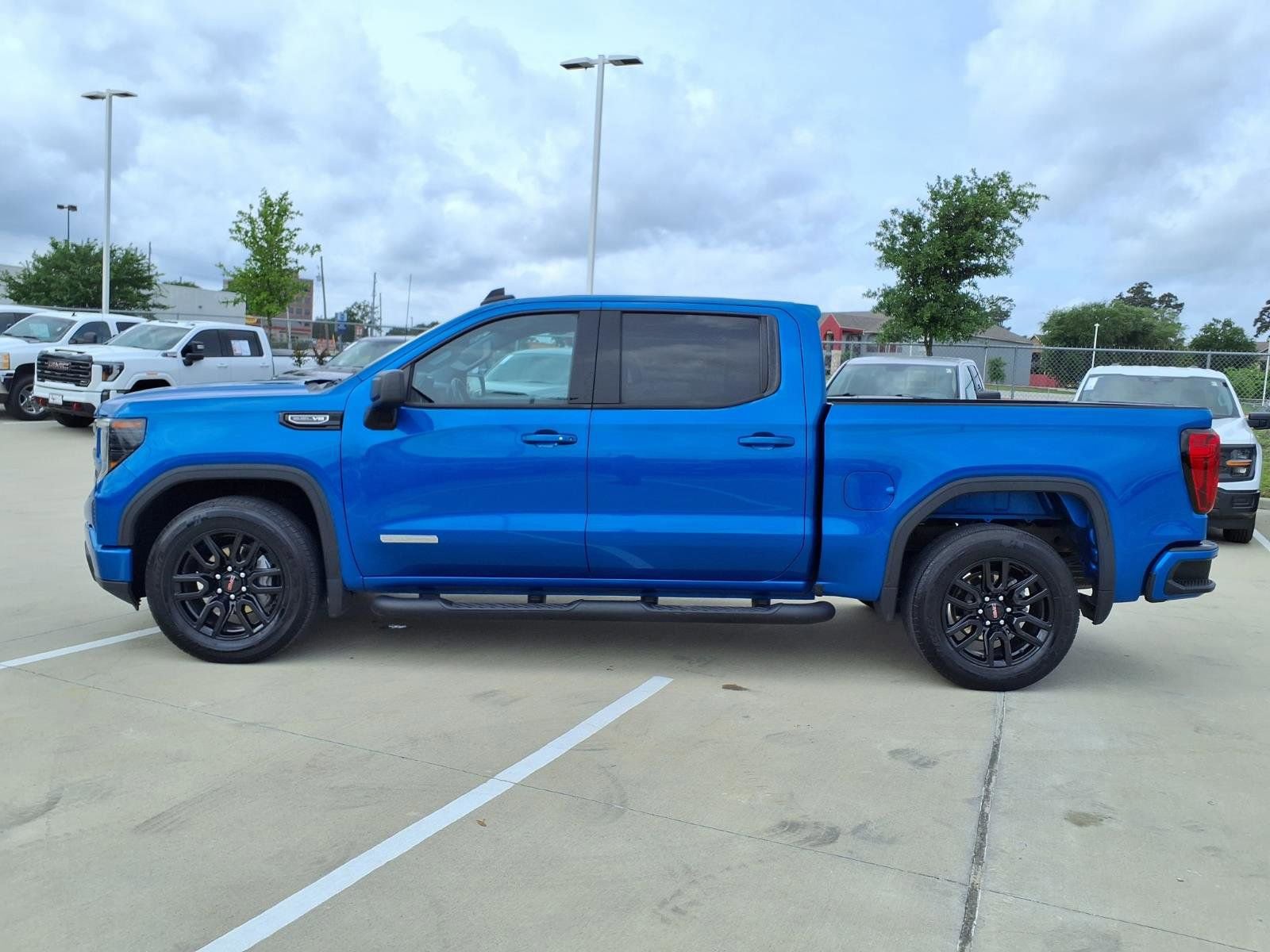 Used 2023 GMC Sierra 1500 Elevation RWD image 8