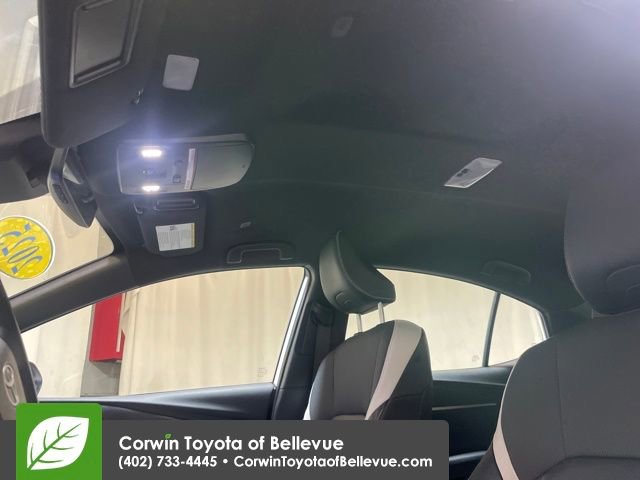 Used 2025 Toyota Camry SE image 21