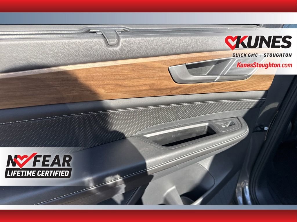 Used 2024 Volkswagen Atlas SE image 35