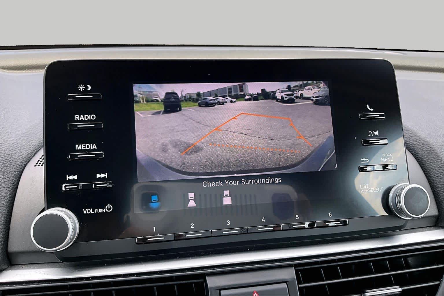 Used 2019 Honda Accord LX image 26
