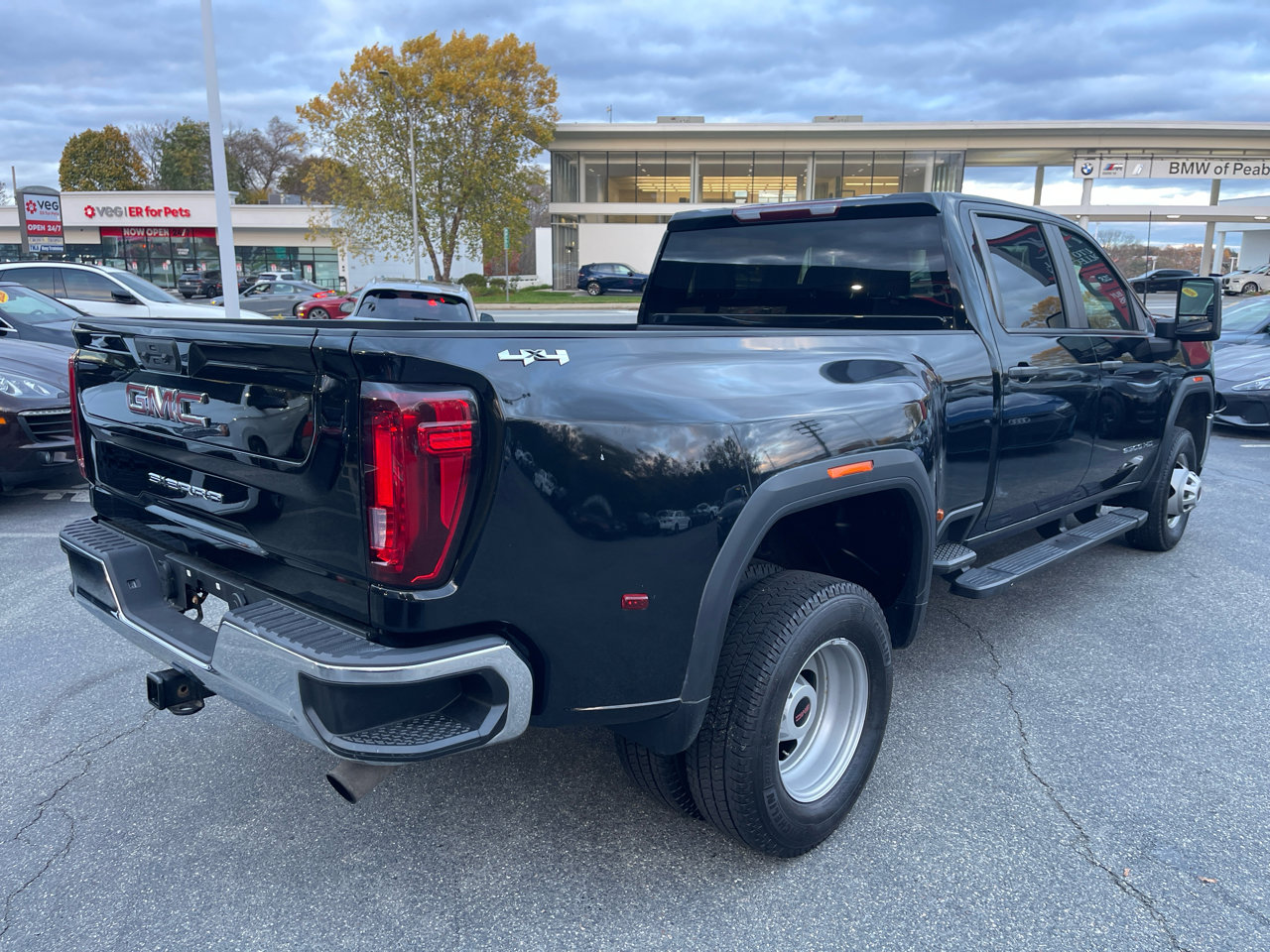 Used 2022 GMC Sierra 3500 Pro w/ Convenience Package image 11