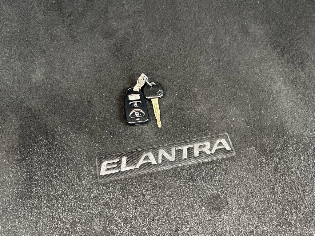 Used 2019 Hyundai Elantra SE FWD image 66