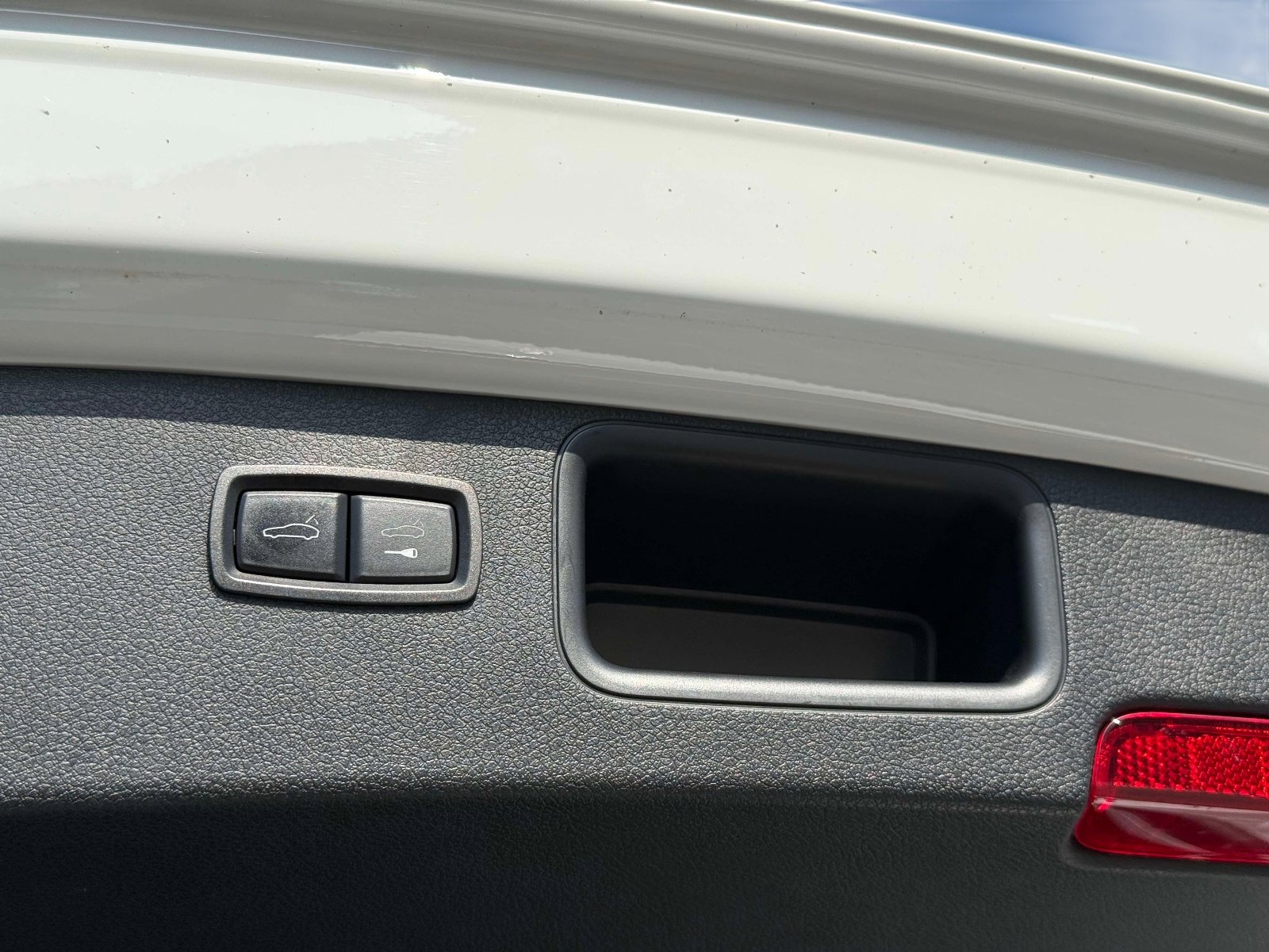 Used 2022 Porsche Macan image 23