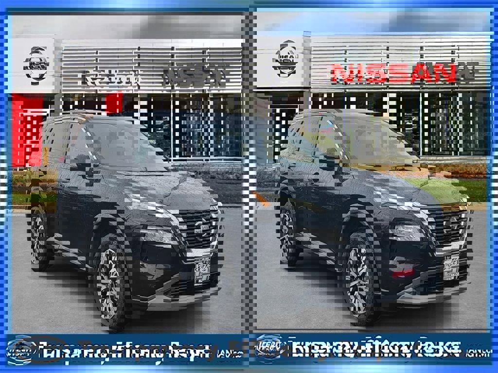 Certified 2021 Nissan Rogue SV