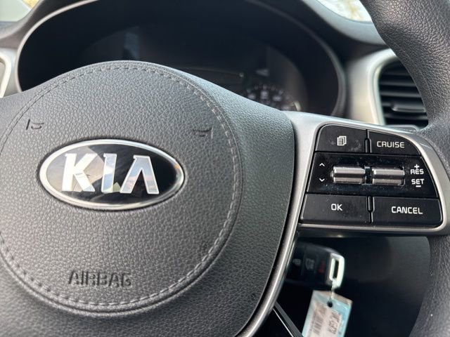 Used 2019 Kia Sorento LX image 36