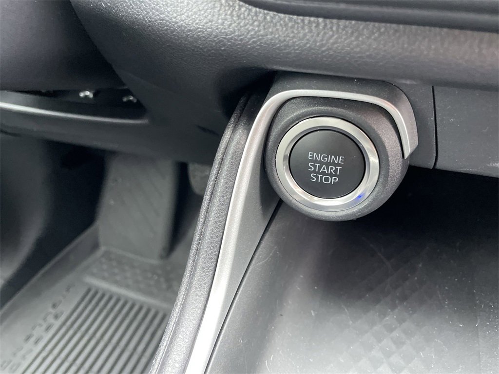 Used 2025 Toyota Grand Highlander AWD image 27