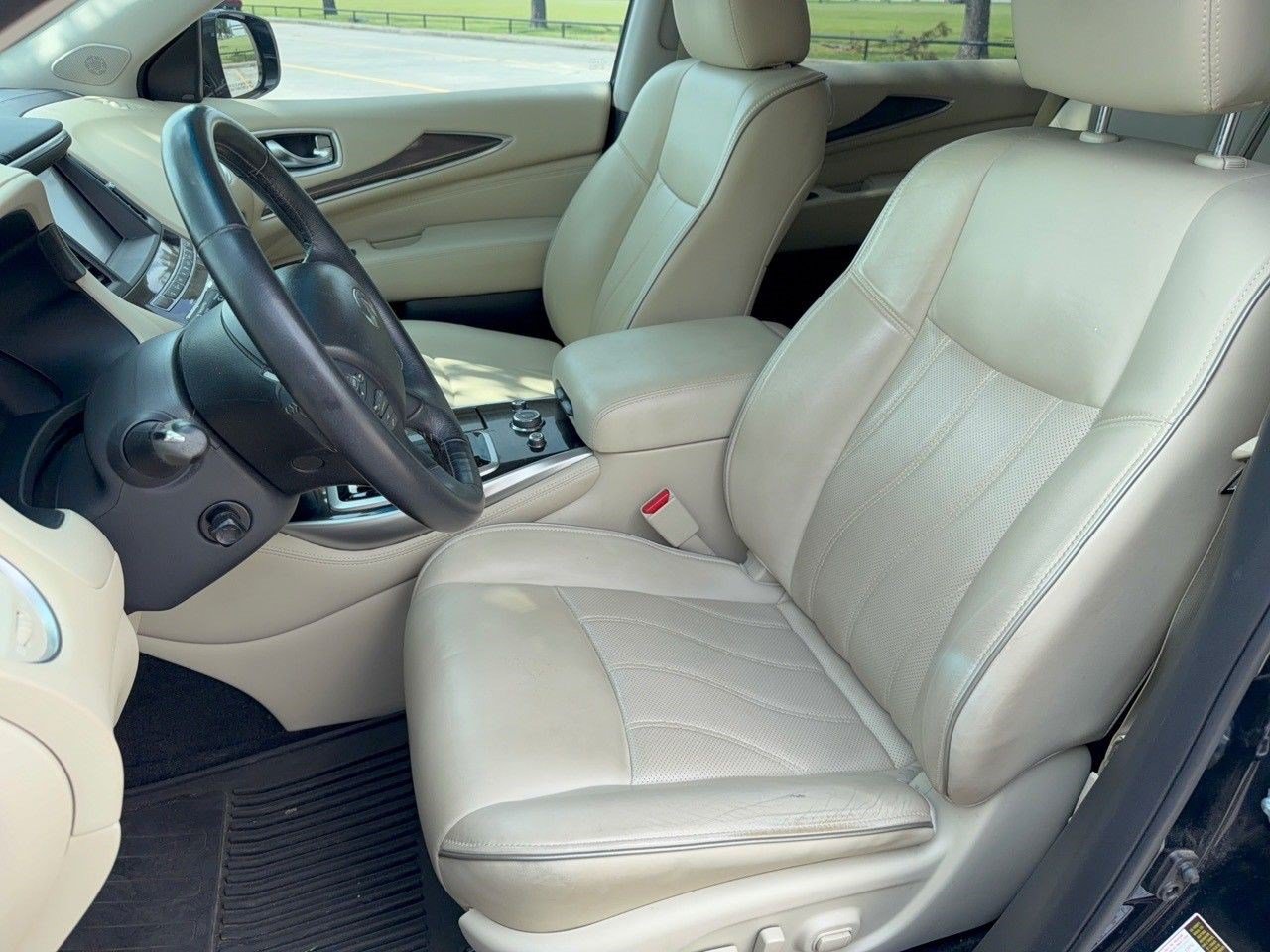 Used 2016 INFINITI QX60 FWD w/ Premium Plus Package image 5