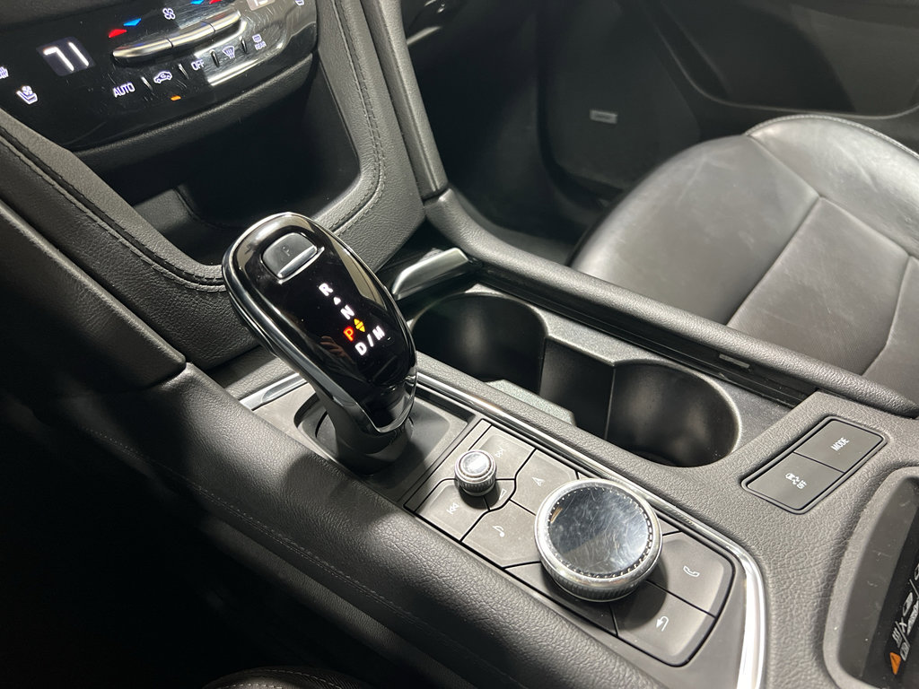 Used 2023 Cadillac XT5 Premium Luxury image 32