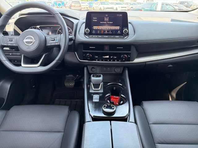 Used 2024 Nissan Rogue SV w/ SV Premium Package AWD/4WD image 9