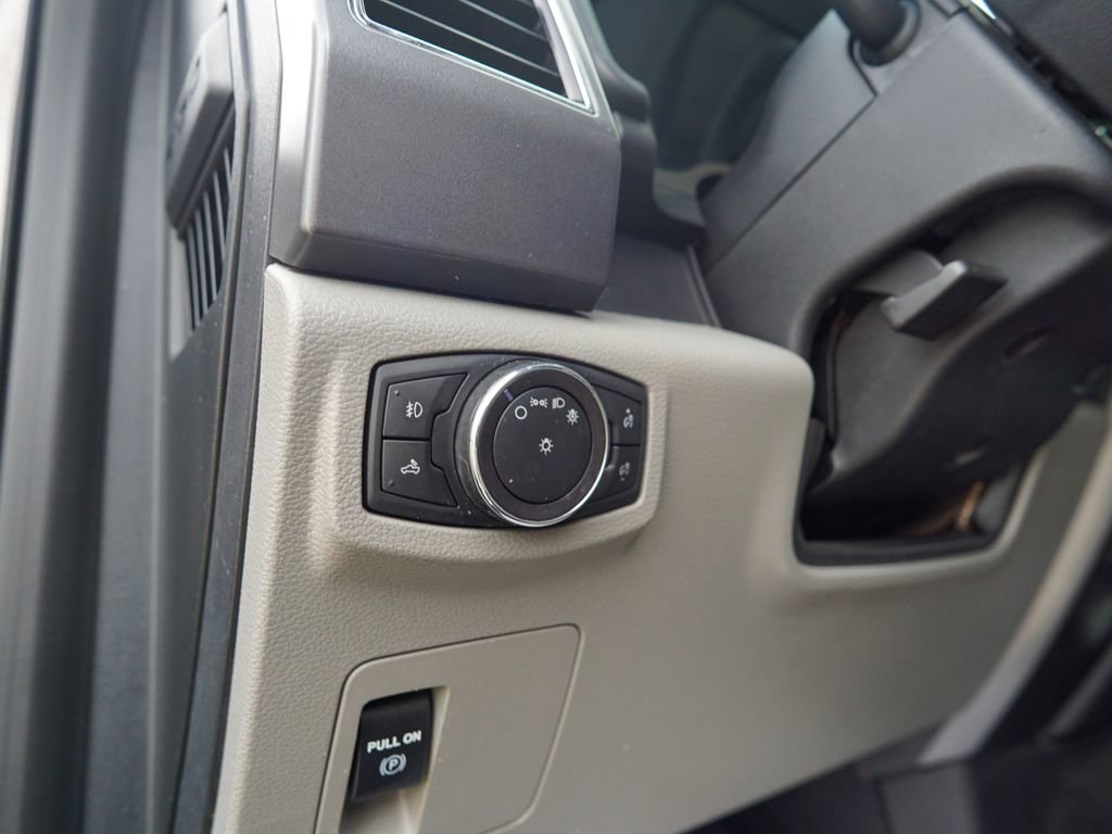 Used 2018 Ford F150 XLT image 18