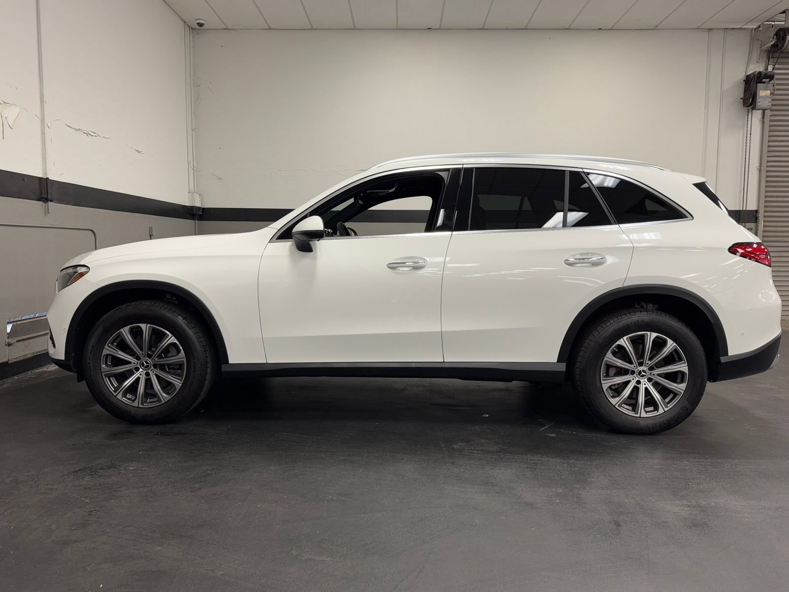 Used 2023 Mercedes-Benz GLC 300 image 9