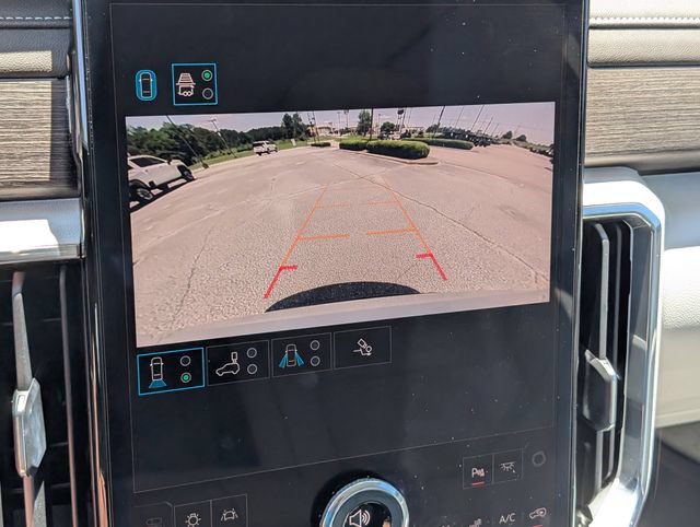 Used 2025 GMC Acadia Denali FWD image 26