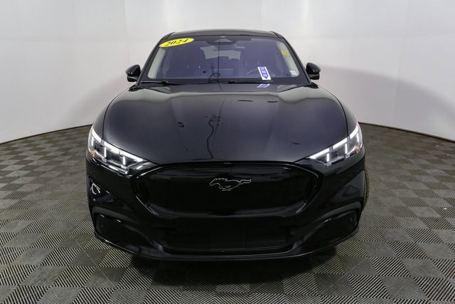 Used 2024 Ford Mustang Mach-E Premium image 4