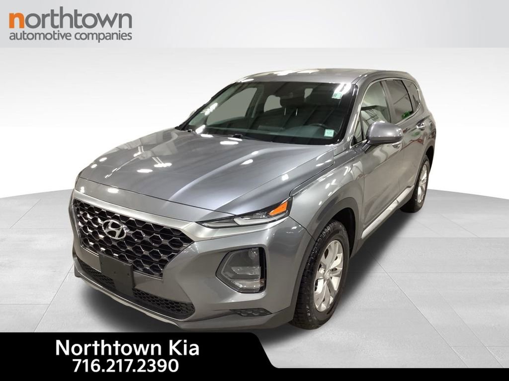 Used 2019 Hyundai Santa Fe SE image 1