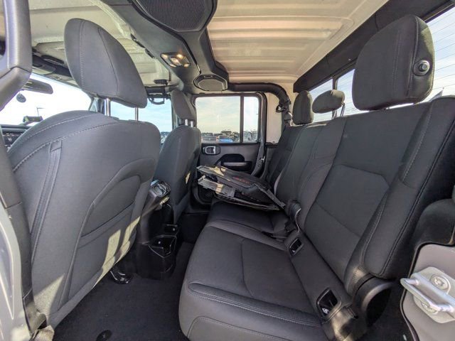 Used 2021 Jeep Gladiator Sport AWD/4WD image 12