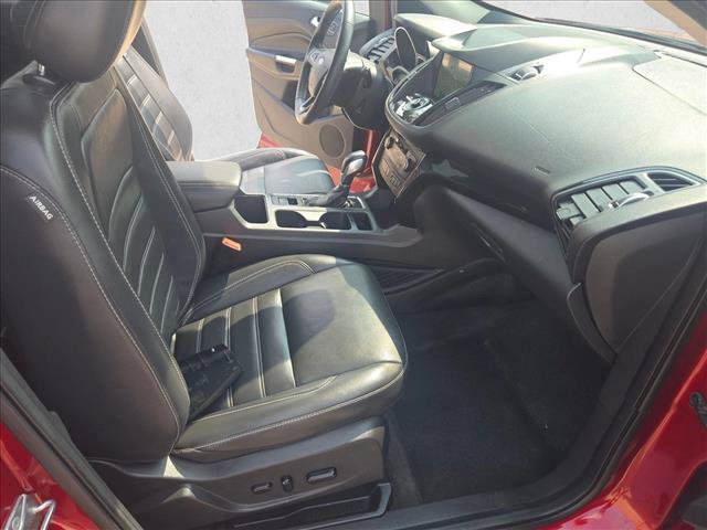 Used 2019 Ford Escape Titanium FWD image 22