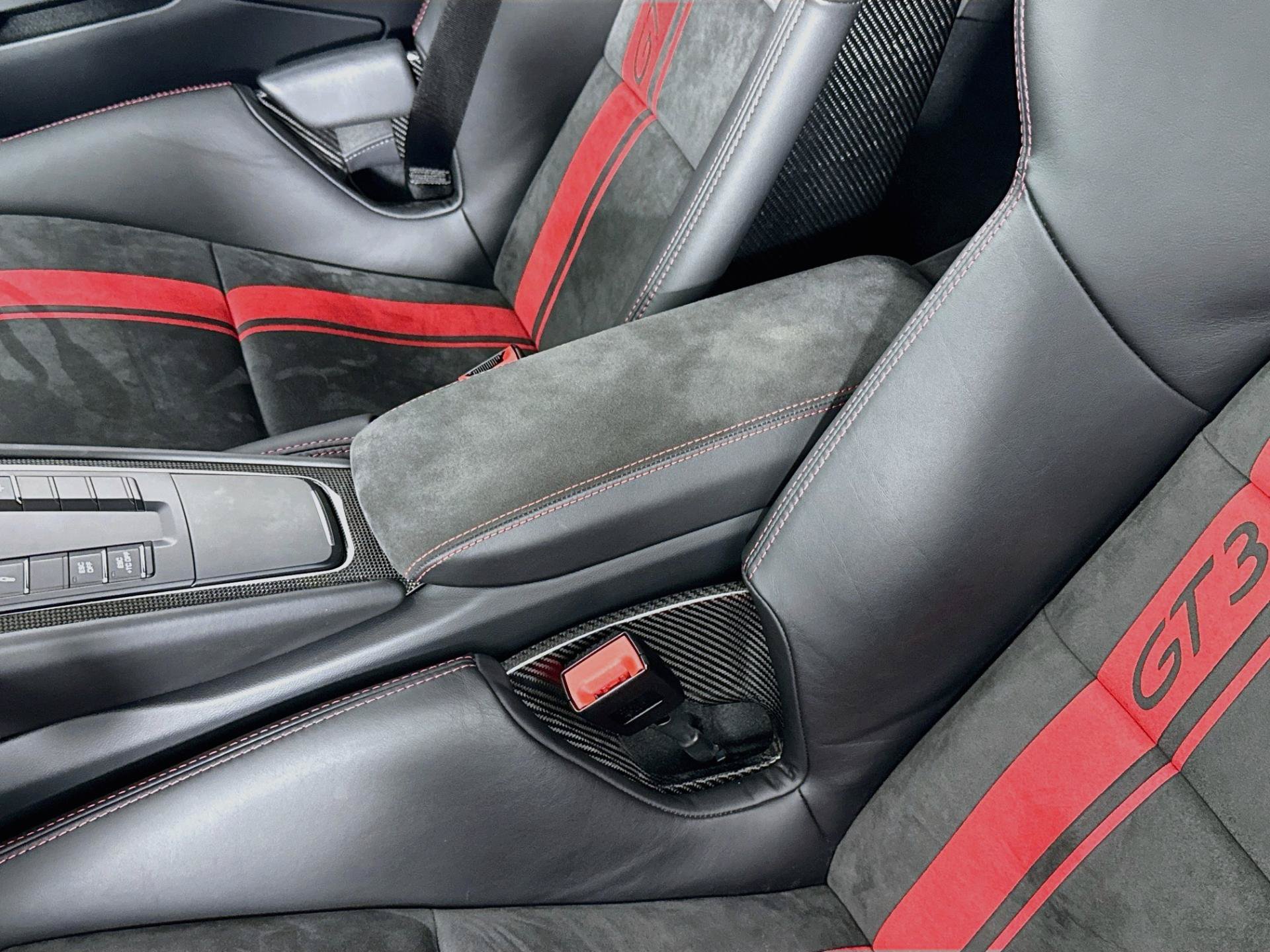 Used 2019 Porsche 911 GT3 RWD image 37