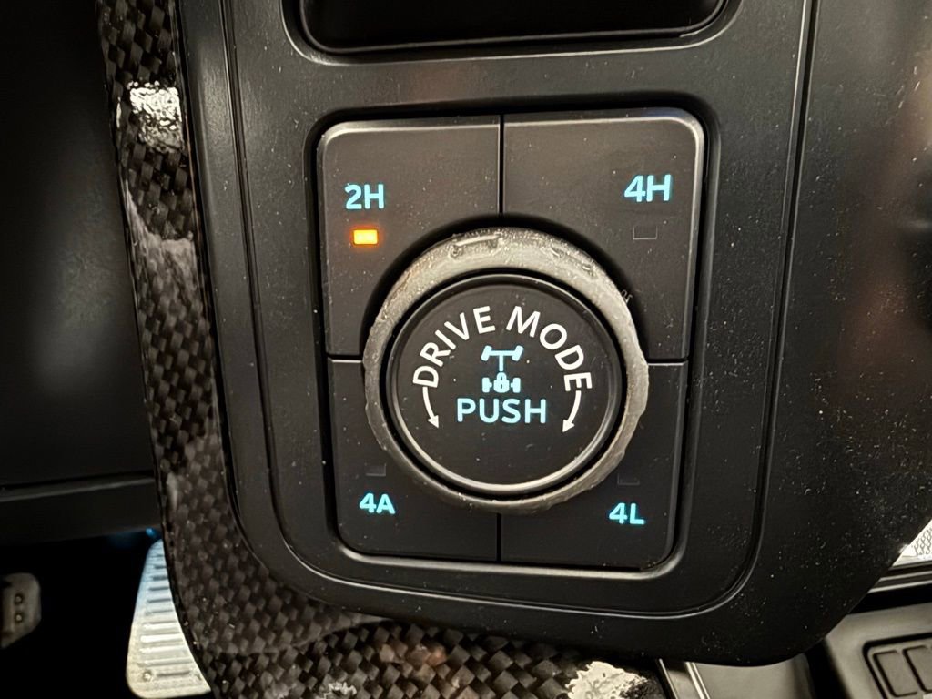 New 2024 Ford F150 Lariat w/ Equipment Group 502A High image 32