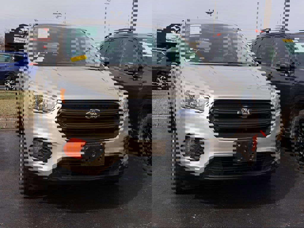 Used 2017 Ford Escape S image 3