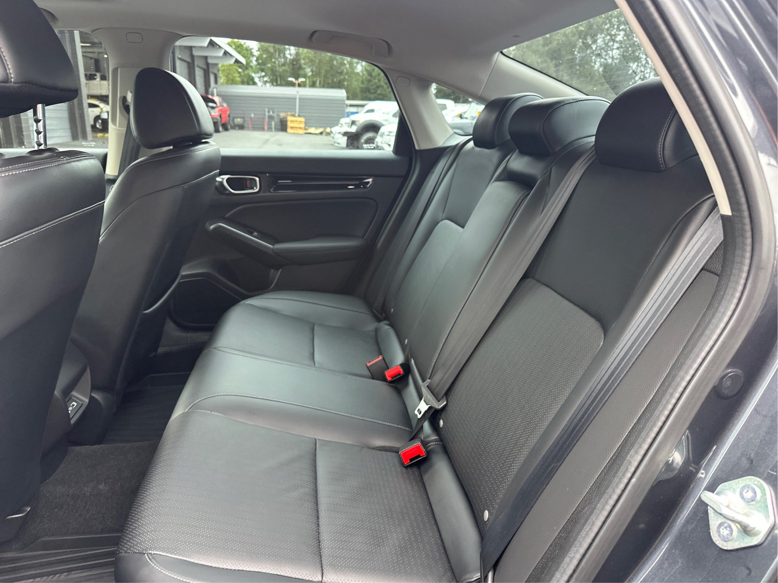 Used 2022 Honda Civic Touring image 10