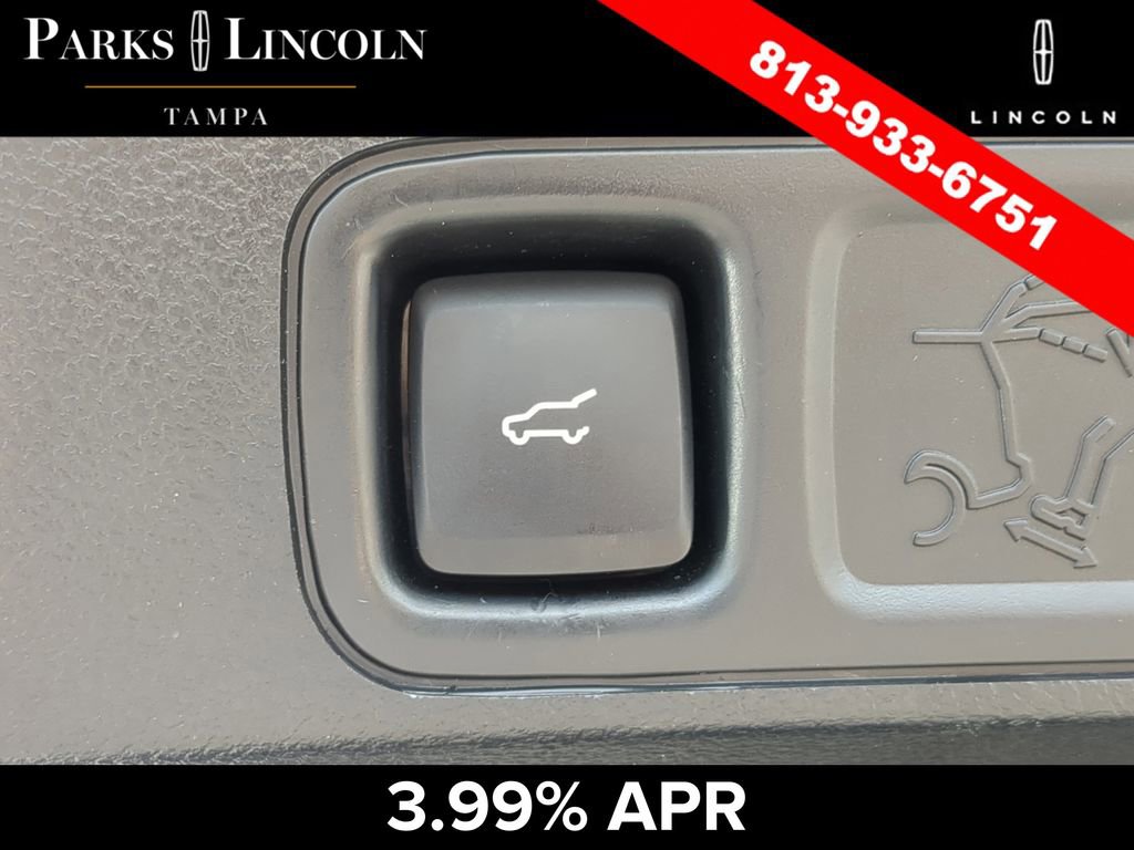 Certified 2021 Lincoln Navigator Reserve w/ Luxury Package RWD image 9