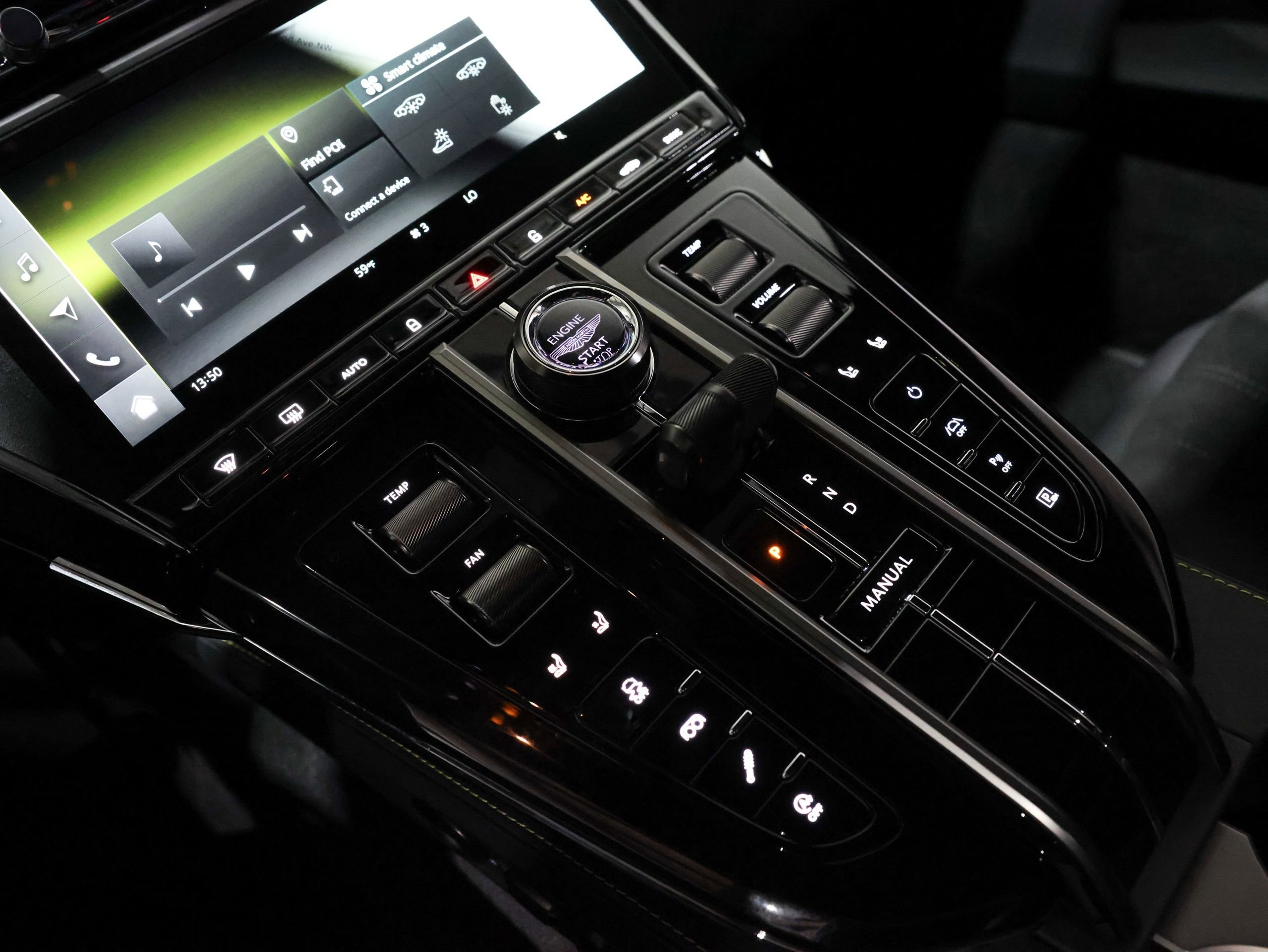 Used 2026 Aston Martin V8 Vantage Coupe image 52